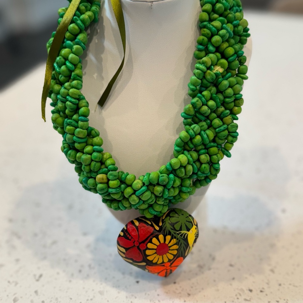 Elegant Green Beaded Necklace with Floral Heart Pendant